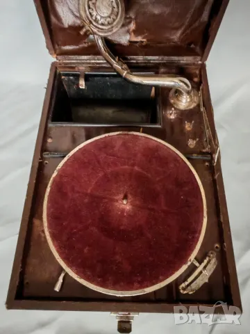 Стар, винтидж грамофон THORENS, Швейцария. , снимка 6 - Грамофони - 49760990