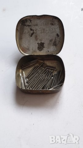 Иглички за грамофон с манивела с кутийка, снимка 3 - Антикварни и старинни предмети - 42486604