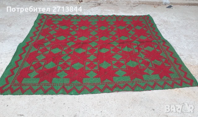 Старинни постелки, кювертюри за легла и дивани, снимка 3 - Други стоки за дома - 50873256