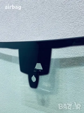 Предното стъкло на Porsche Macan I (95B) 2014 година, снимка 2 - Части - 48744983