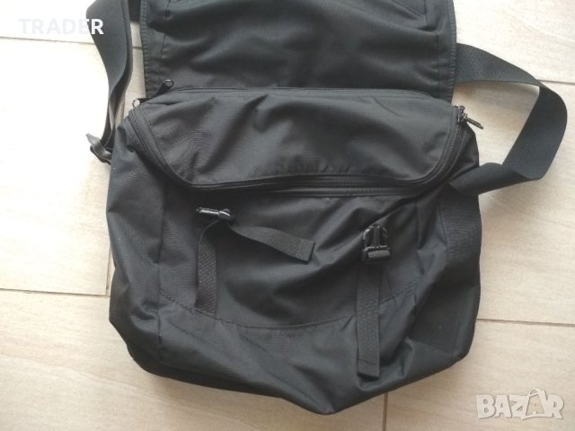 Dakine Messenger bag чанта за лаптон документи през рамо, снимка 5 - Чанти - 40841189