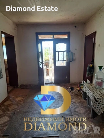 Едноетажна къща в село Езерово, обл. Пловдив, снимка 10 - Къщи - 53008224