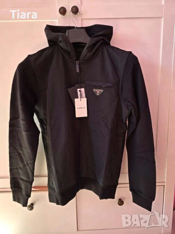 PRADA , страхотен мъжки суичер , снимка 2 - Суичъри - 52111471