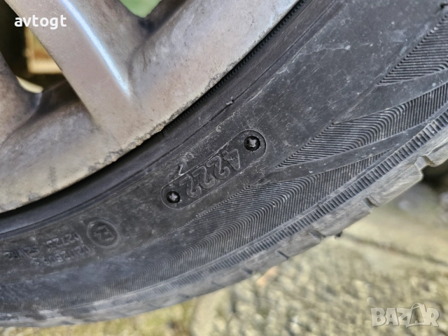 Автомобилна гума, снимка 3 - Гуми и джанти - 52028707