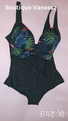 Дамски цял бански в тъмно зелено 