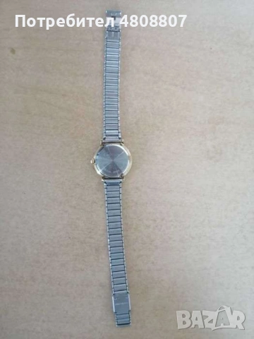 Елегантен дамски часовник Cartier style