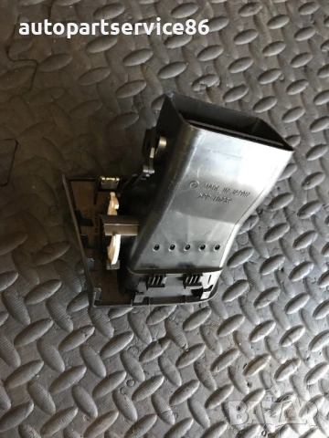 Въздуховод на таблото дясна страна за Subaru Legacy (2003-2009), снимка 3 - Части - 54237898