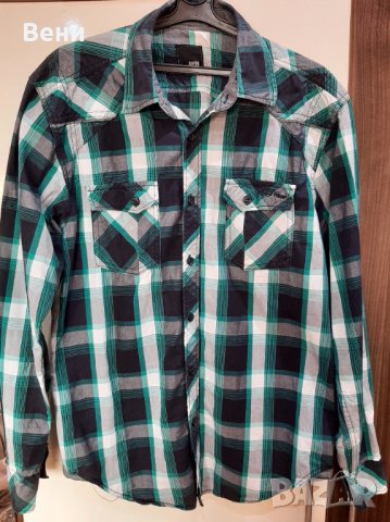 Мъжка риза L размер-ОТЛИЧНО СЪСТОЯНИЕ