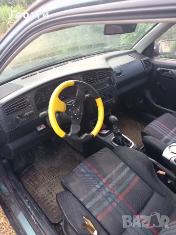 Продавам Golf 3 GT на части, снимка 4 - Автомобили и джипове - 51135281