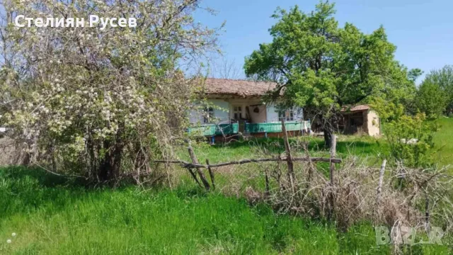  къща с градина 3000кв в с. Бабук , на главната улица към с. Казимир се намира  -цена 11 100лв парти, снимка 6 - Къщи - 50139989