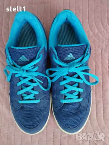 Adidas оригинални маратонки, снимка 2 - Маратонки - 50149907