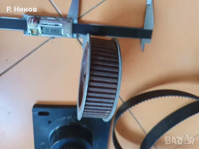 конзола със зъбно колело и зъбен ремък за сервомотор - комплект  фланец, снимка 4 - Електродвигатели - 47501191