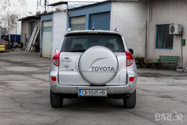 Toyota Rav4 2.2D4D 136kc, снимка 6 - Автомобили и джипове - 43991163