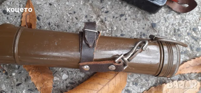 WW2 фенер Pertrix и Crone, снимка 5 - Антикварни и старинни предмети - 48257890