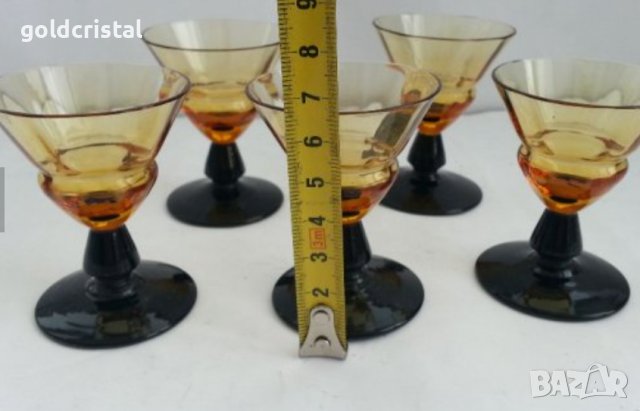 Ретро стъклена гарафа и чашки цветно стъкло, снимка 7 - Антикварни и старинни предмети - 36017223