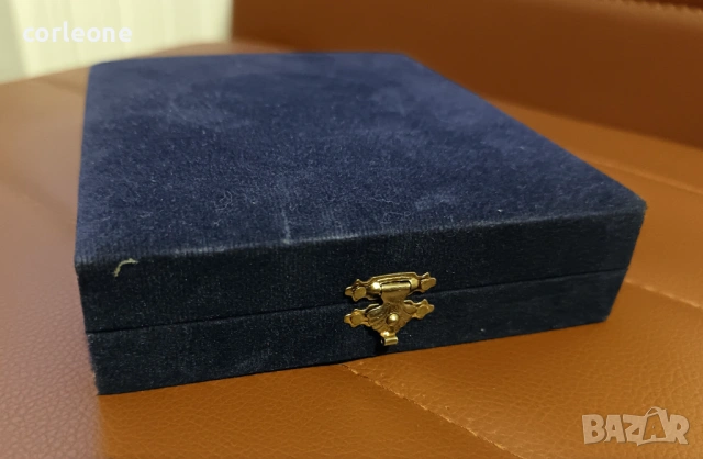 Благодарствен Плакет на BULATSA ДП “Ръководство на въздушното движение” , снимка 5 - Нумизматика и бонистика - 53979897