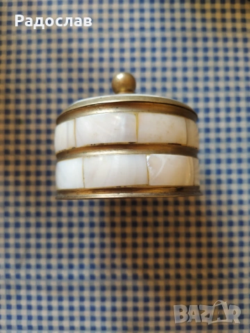 кутия за аксесоари / бижутерка