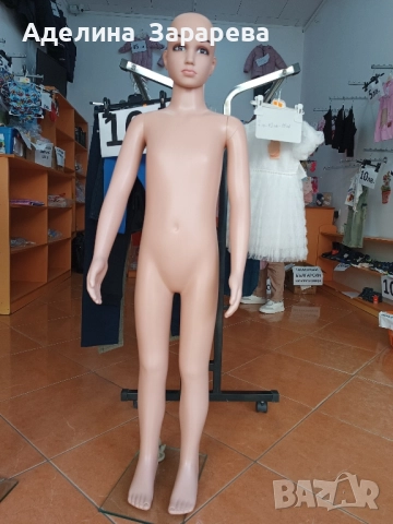 Манекени и торове от затворен магазин, снимка 6 - Оборудване за магазин - 52299720