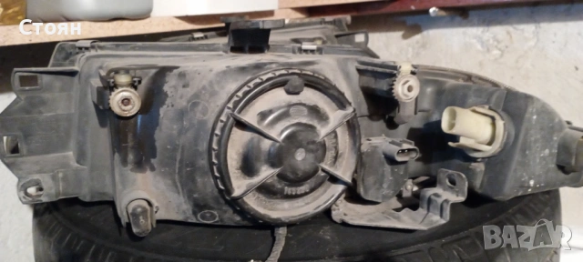 Фарове за Мицубиши Каризма 1999-2004г, снимка 7 - Части - 53108493