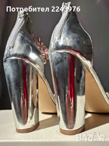 Сребристи сандали с цветни камъни, снимка 4 - Сандали - 50122505