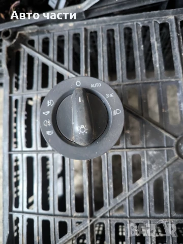 Копче за фаровете AUDI A6 C6 4F 3.0 233 ASB / 4F1 941 531 D
