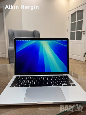MacBook Pro 13" M2