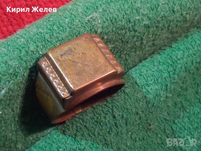 СТАРИНЕН РЪЧНО ИЗРАБОТЕН и ГРАВИРАН МАСИВЕН МЕДЕН ПРЪСТЕН МЪЖКИ ВИНТИДЖ 10837, снимка 9 - Антикварни и старинни предмети - 30384115
