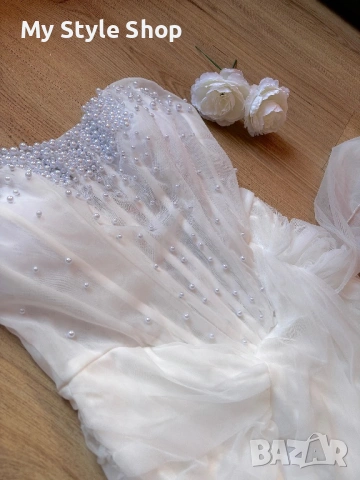 Официална бяла рокля