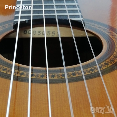 Продавам класическа китара 🎸🎸🎸 YAMAHA G240, снимка 11 - Китари - 51450288