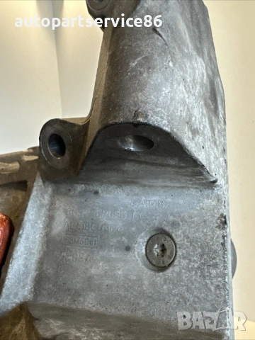 Стойка/скоба за монтаж за Volvo V70 2.0 TDI 163HP (2012) 6G92-6P096-FC, снимка 3 - Части - 54021102