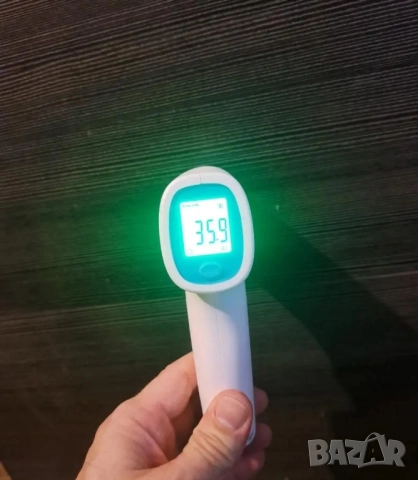 Безконтактен термометър