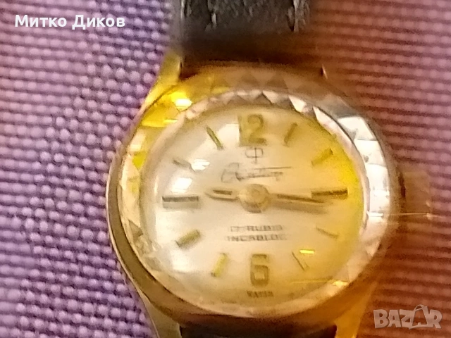 Марков дамски швейцарски часовник работещ винтидж 60 г.Creation 17 rubis incabloc plaque G10, снимка 6 - Дамски - 53961552