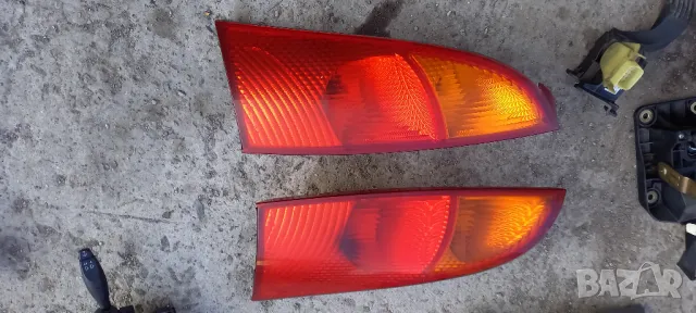 Стопове за Ford Focus I Hatchback