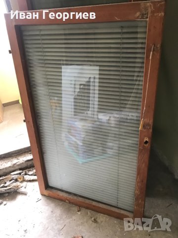 Две крила от дървена дограма, снимка 2 - Дограми - 44466839