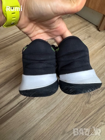 Оригинални мъжки маратонки NIKE KYRIE FLYTRAP V! 42 н, снимка 7 - Маратонки - 51894773