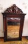 Огледало в стара дървена масивна рамка в орнаменти , снимка 1 - Антикварни и старинни предмети - 40177179