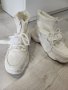 Бели обувки , снимка 1 - Дамски ежедневни обувки - 42462739