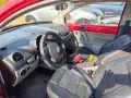 Цяла или на части 2000/газ бензин  всичко по колата работи, снимка 3