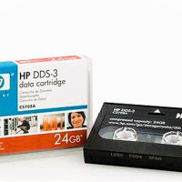 HP DDS-3 DATA CARTRIDGE C5708A 24GB архив, бекъп на данни, снимка 1 - Принтери, копири, скенери - 44745768