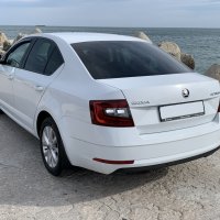 Skoda OCTAVIA 3 Style Vision facelift 1, 6 TDI, снимка 3 - Автомобили и джипове - 40039090