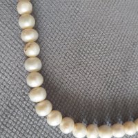 Колие от естествени перли, снимка 5 - Колиета, медальони, синджири - 40337538
