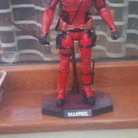 Екшън фигура на Deadpool 30 см,нова, снимка 3 - Колекции - 36748316