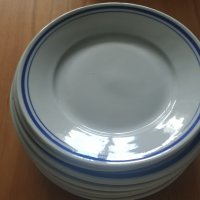Български процелан - комплект чинии, снимка 11 - Чинии - 39197783