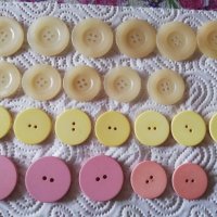 Много различни модели копчета, снимка 14 - Други - 39456411