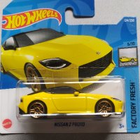 Hot Wheels Nissan Z Proto, снимка 1 - Колекции - 36997418