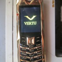 Продавам Луксозен телефон  VERTU - VERTU V 18 