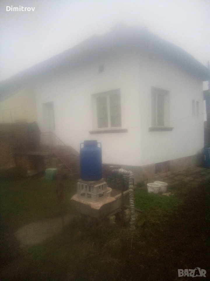 Удобно за работещи и пенсионери на близо и ЖП гар.в Телиш Плевгнско, снимка 1