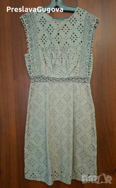Пастелно зелена лятна рокличка с дантела от 100% памук, снимка 1