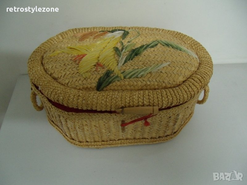 № 6528 стара плетена кутия   - размер 20 / 13 / 9 см , снимка 1