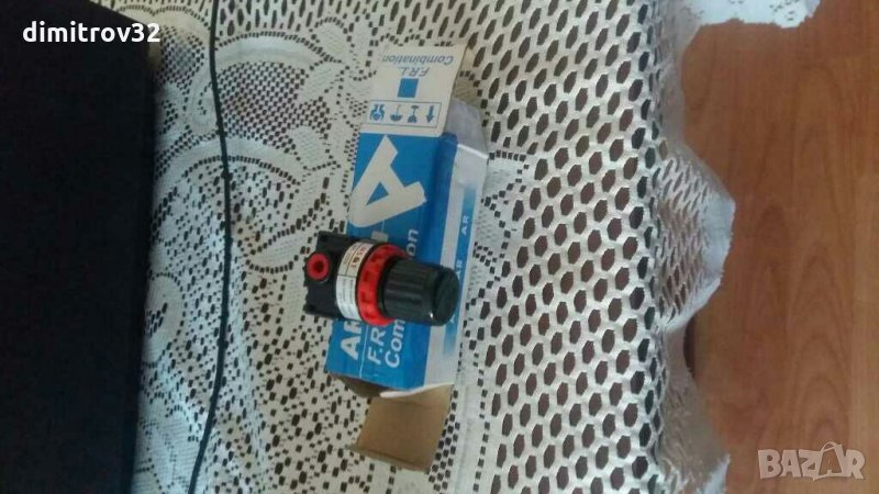 Манометър с балансьор за компресори, снимка 1